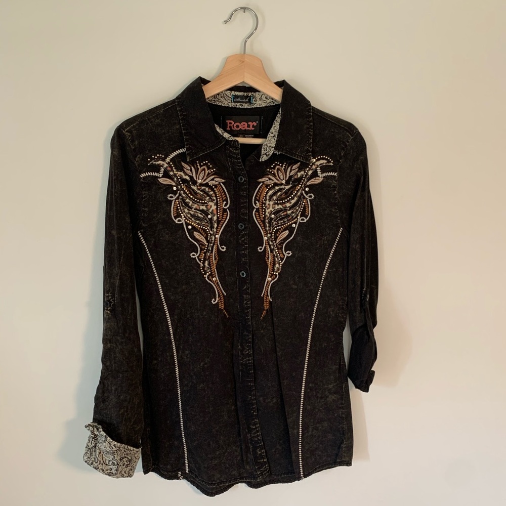 Roar Long Sleeve Button down shirt